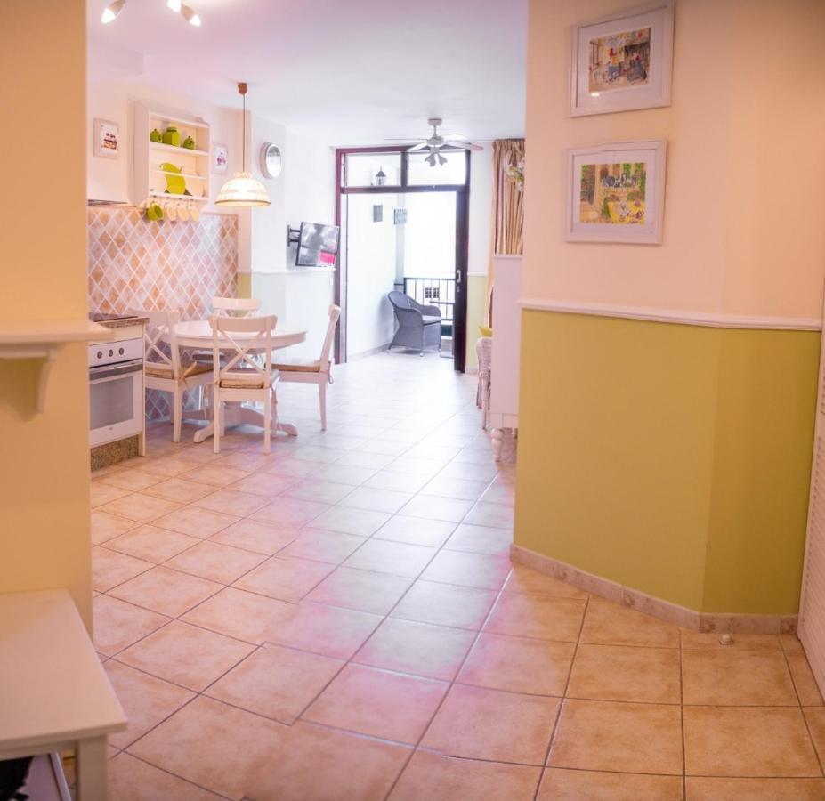 Apartment El Carmen In Los Cristianos Los Cristianos  Bagian luar foto